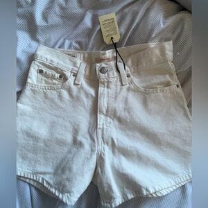 80s white levi mom shorts new with tags perfect condition